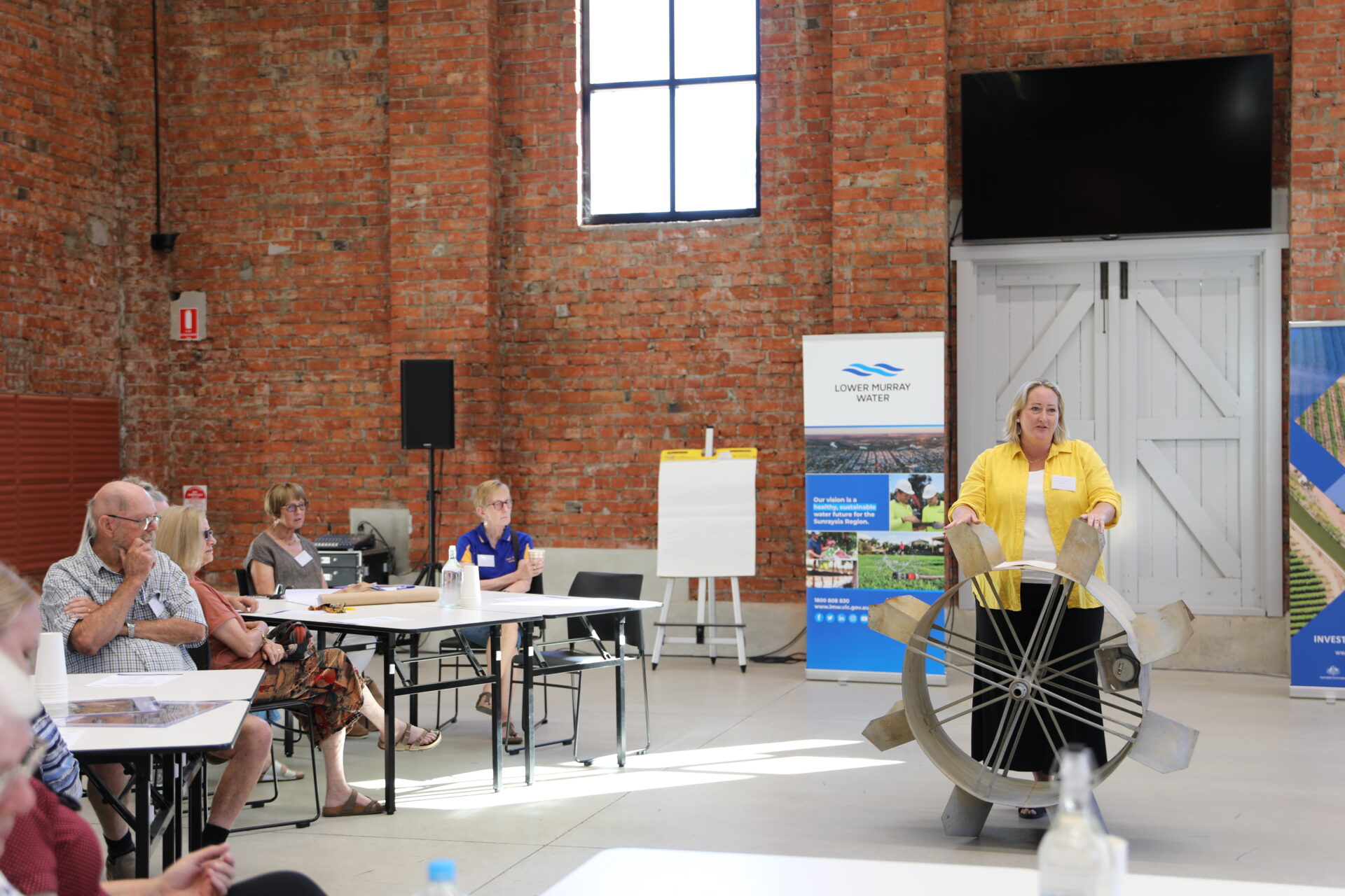 SWEP's Communications and Engagement lead, Kate Kernaghan facilitating the Dethridge Wheel Art Project workshop held at the Powerhouse